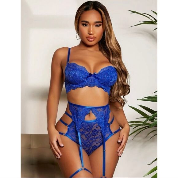 Sexy Sheer Floral Lace Lingerie Set - Picture 7 of 9